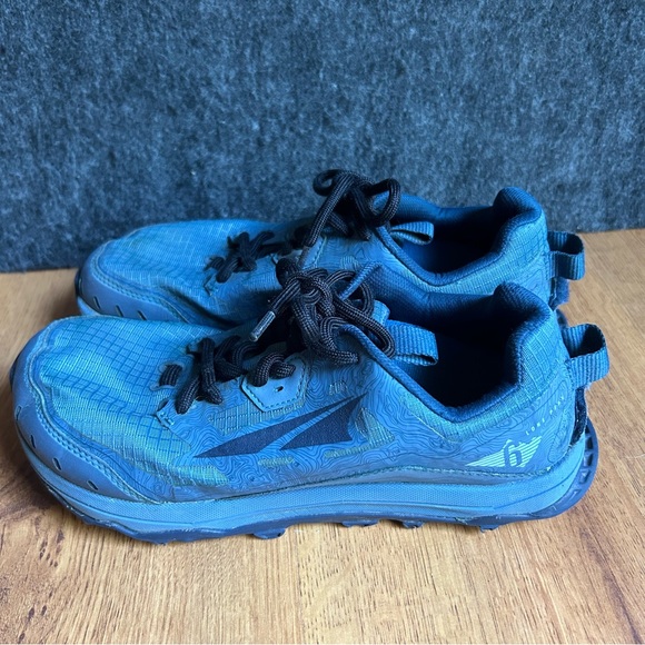 Altra Women's Blue Athletic Shoes - Picture 3 of 9